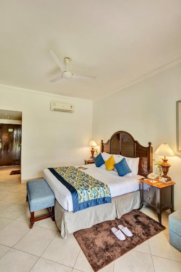 Club Mahindra Acacia Palms Hotel Колва Екстериор снимка