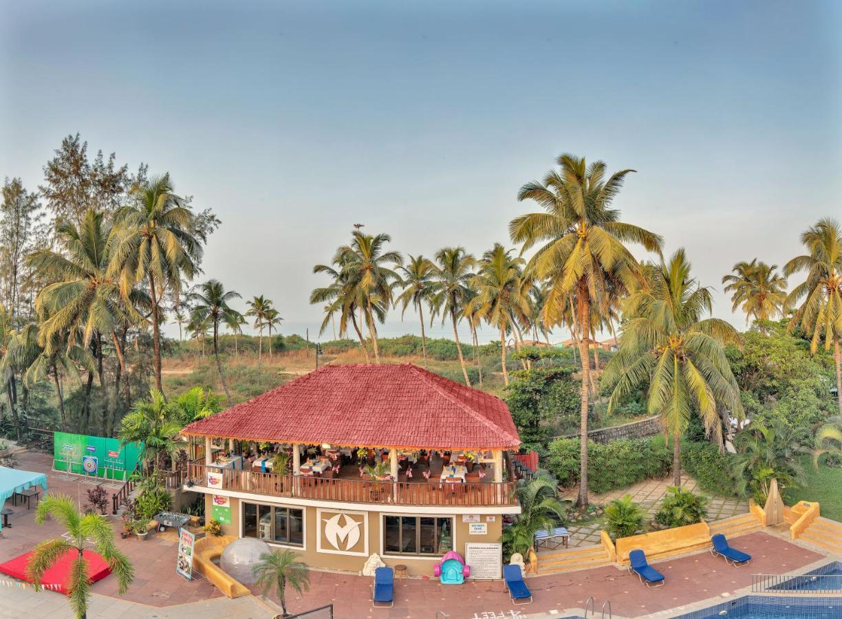 Club Mahindra Acacia Palms Hotel Колва Екстериор снимка