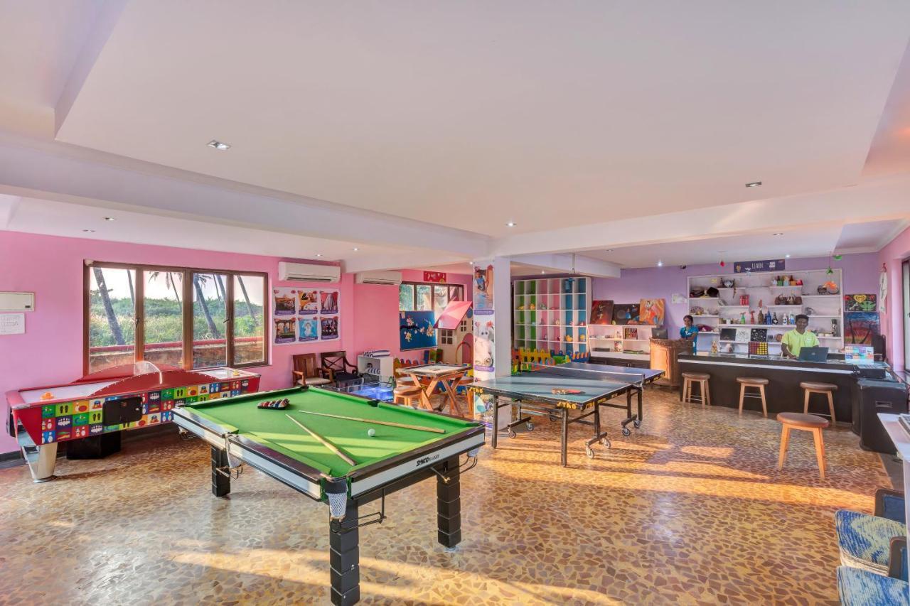 Club Mahindra Acacia Palms Hotel Колва Екстериор снимка