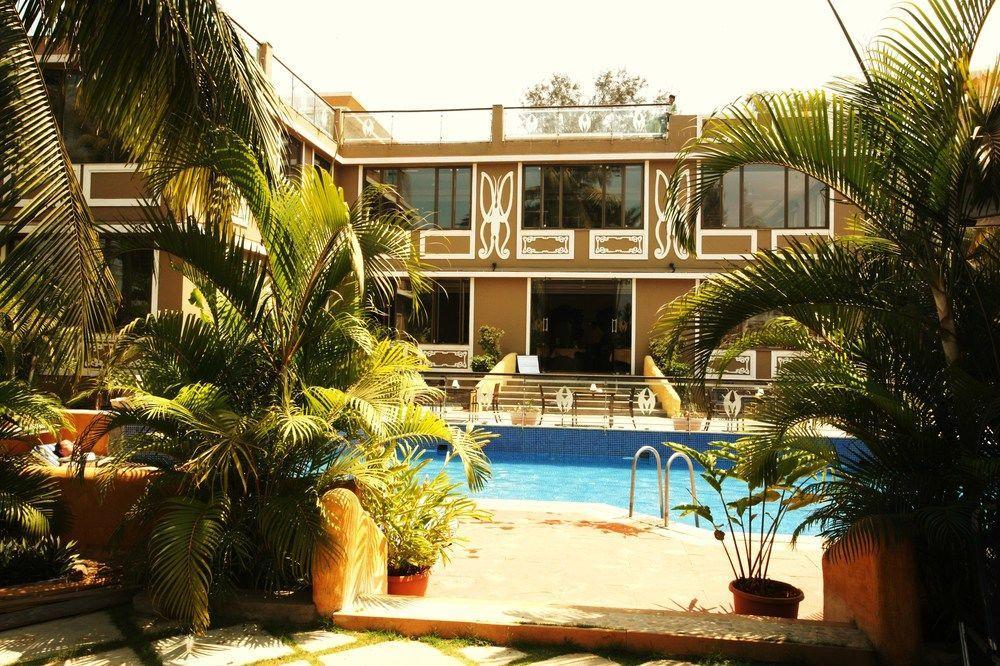 Club Mahindra Acacia Palms Hotel Колва Екстериор снимка